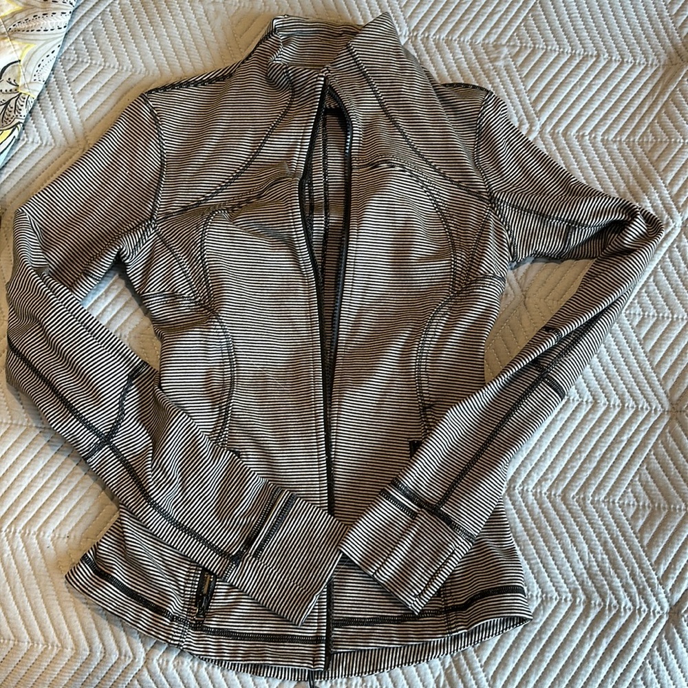 Lululemon zip up jackets